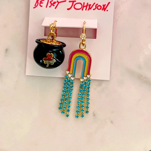 New Betsey Johnson KITSCH LUCK OF THE IRISH earrings - Picture 8 of 12